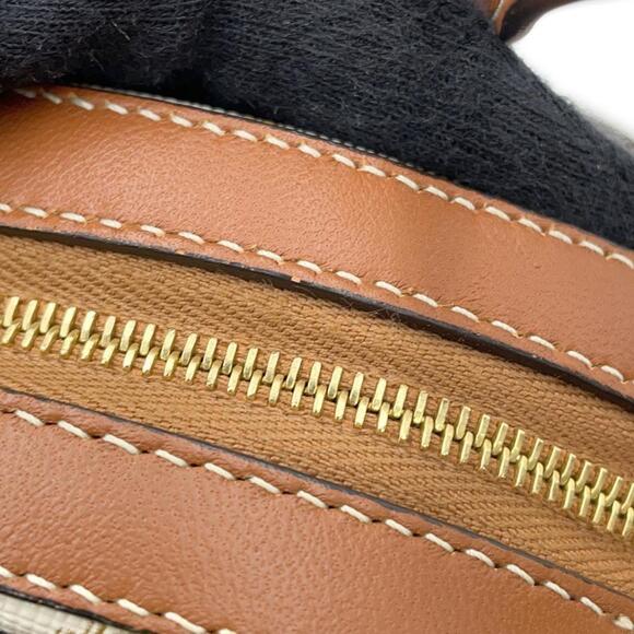 CELINE White Shoulder Bag - Picture 7 of 12